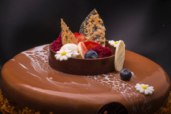 Aura dessert detail